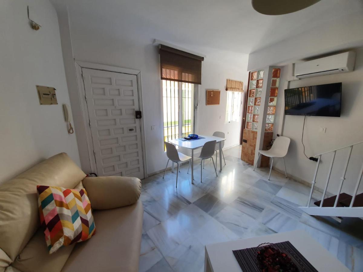 Апартаменты Duplex With Terrace Santa Rufina Севилья Экстерьер фото