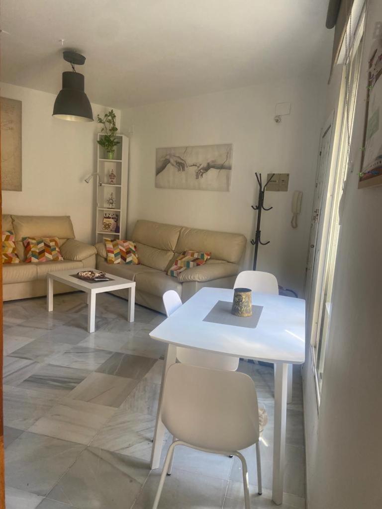 Апартаменты Duplex With Terrace Santa Rufina Севилья Экстерьер фото
